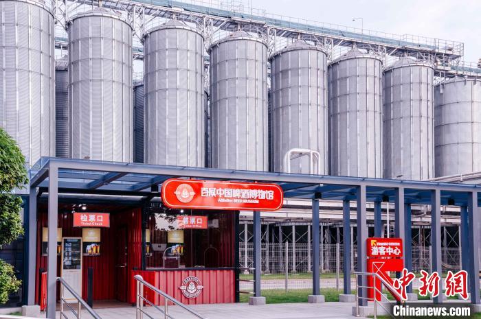 圖為基地原料立倉。　李南軒 攝