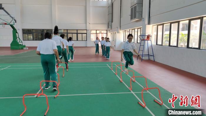 教育部：體育課不允許戴N95口罩 指導(dǎo)方案將很快出臺