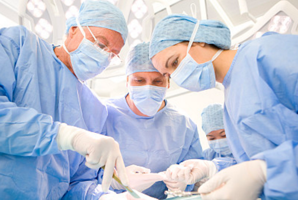 中國留學(xué)生在美遇天價(jià)手術(shù)：收到1100多萬元賬單